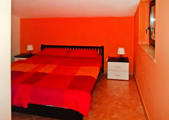 Apartment In With Parking Space Jadranovo