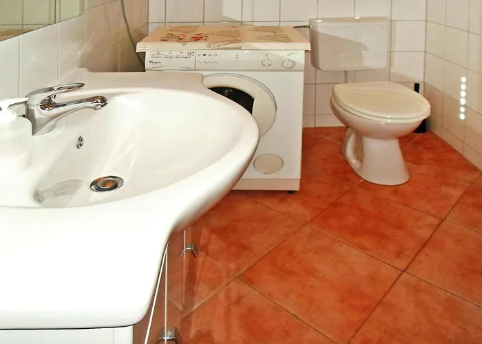 Apartment In With Parking Space Jadranovo